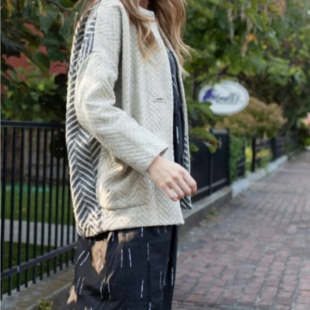 Portuguese Wool Pieper Coat in Neutral Mix-Match Hereingbone - Picture 3 of 9